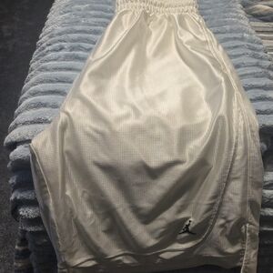 Nike Mens XXL White Mesh Basketball Shorts with Black Jumpman